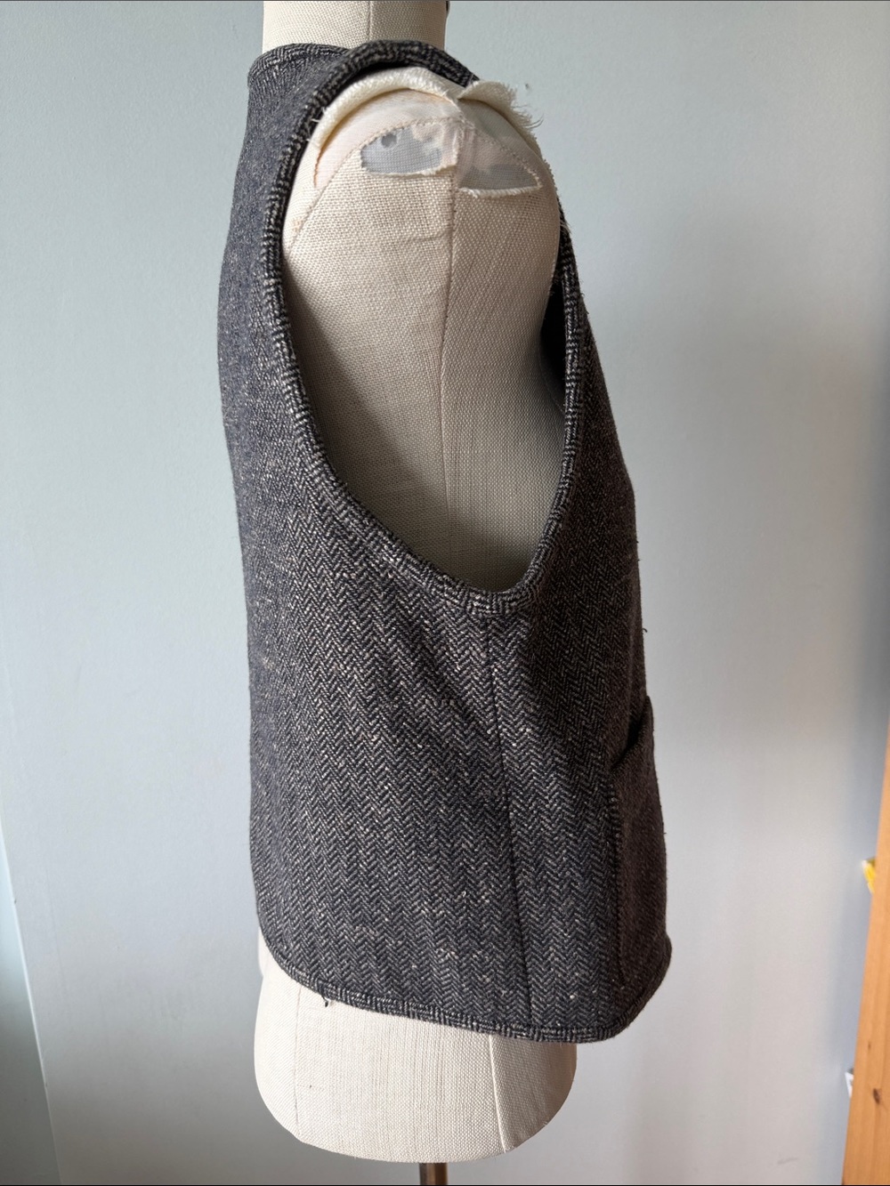Vintage Gray Herringbone Wool Vest with decorative metal clasp closures - Picture 5 of 8
